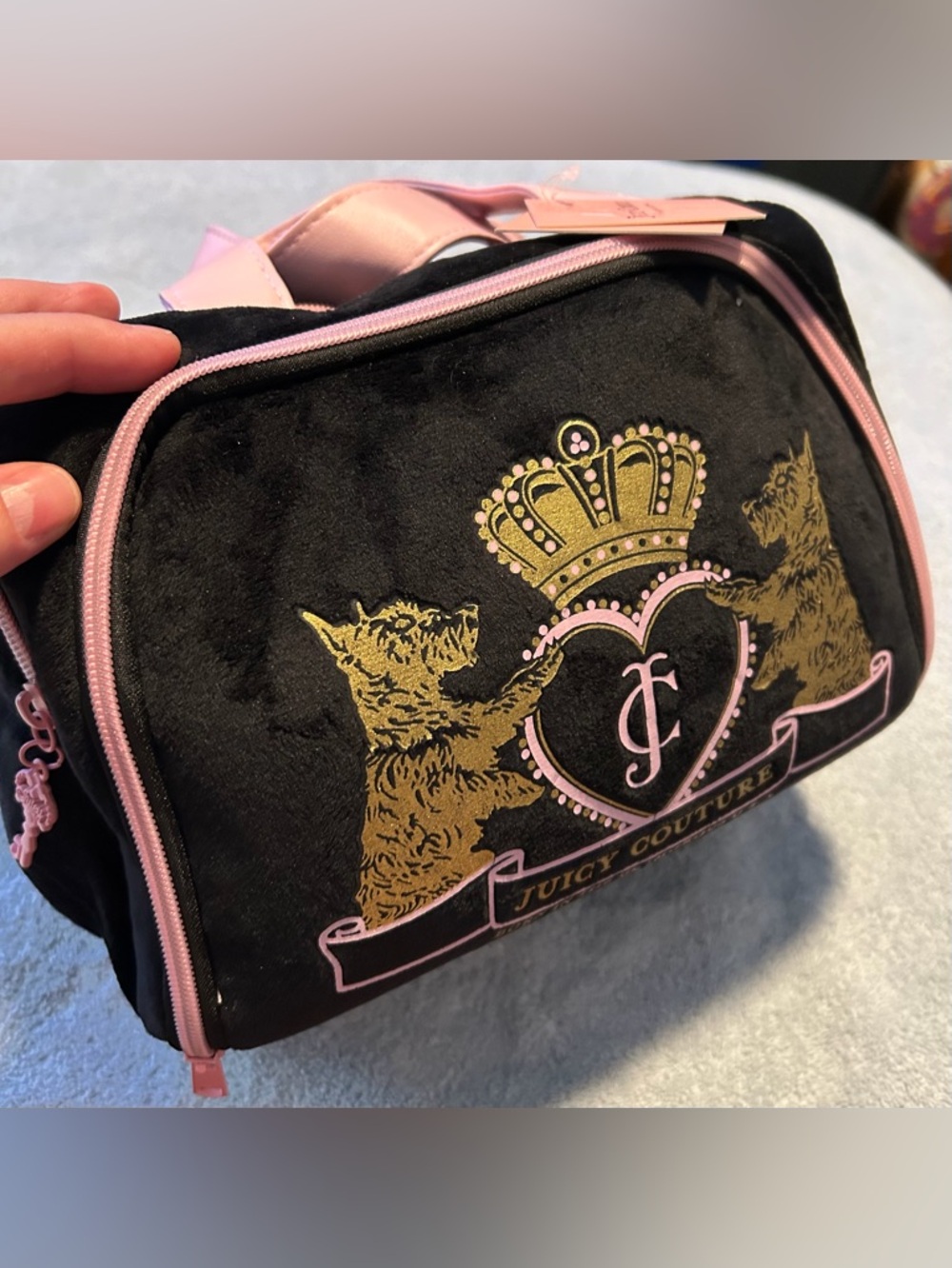 JUICY COUTURE XL TRAVEL COSMETICS BAG W/ BONUS TRAVEL BOTTLE & 2 BAG CHARMS/NWT